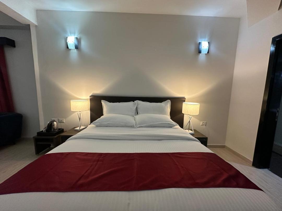 Hotel Belle Vie Kinshasa Eksteriør bilde